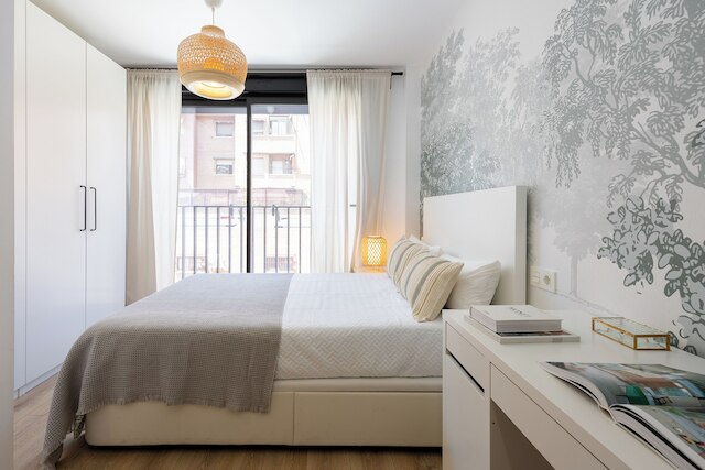 エドモンド バイブス エアポート - イフェマ ハブ