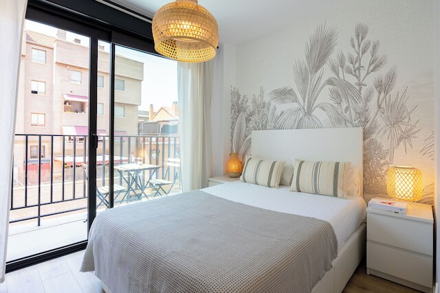 エドモンド バイブス エアポート - イフェマ ハブ