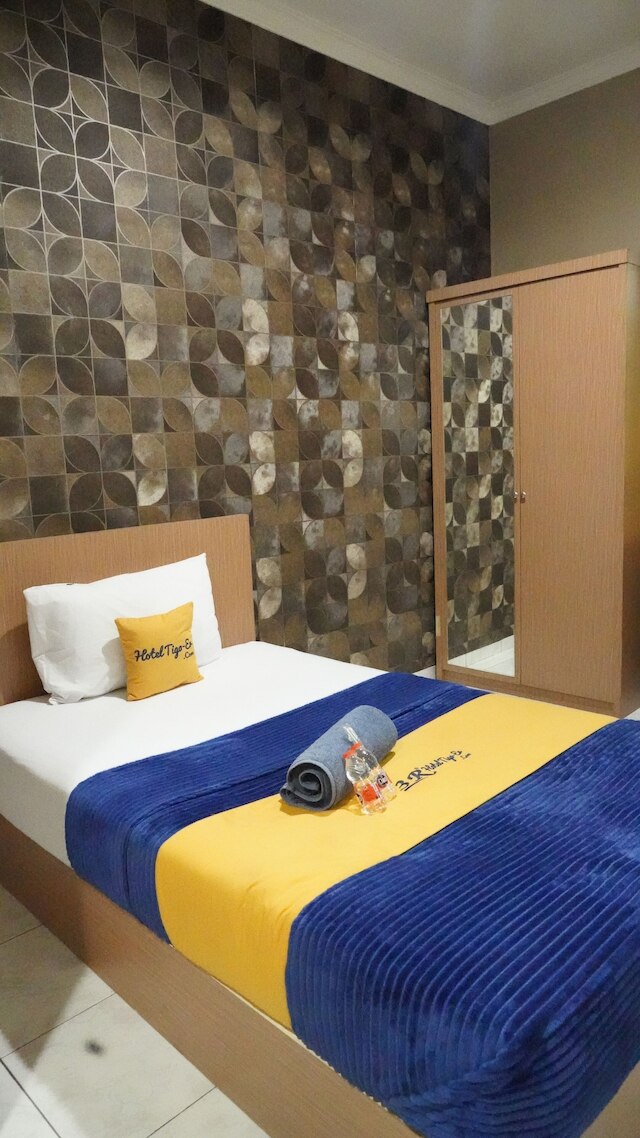 ホテル ティガ エル シャリア カラワン