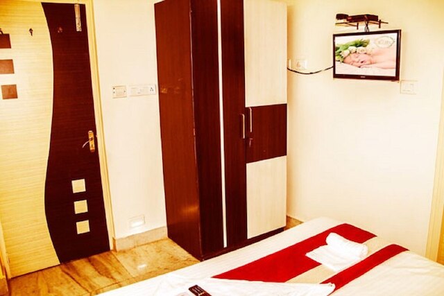 ゴールデン プラザ ゲスト ハウス - コルカタ