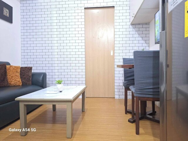 ホーミー 1 ベッドルーム ウィズ バルコニー シティビュー イン グレース レジデンス