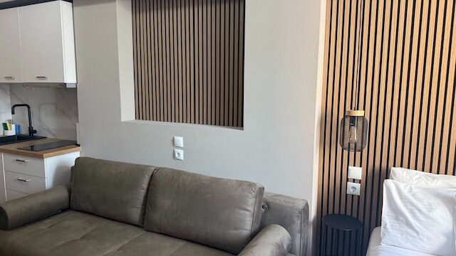 モナスティラキ 303 スーパーホスト ハブ