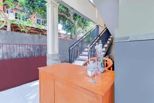 ホテル オ バリ ニア ビーチウォーク ショッピング センター フォーマリー バジェット ドア レギャン イン