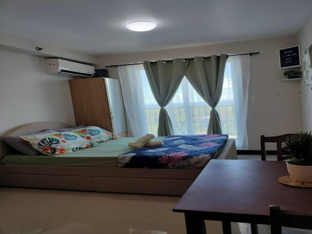 ピースフル ラプラプ ゲッタウェイ - プライベート スタジオ フォー レント