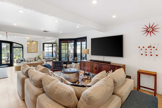 シック LA ハイダウェイ ウィズ ソーキングタブ, ファイヤーピット ラウンジ & トランクィル バックヤード