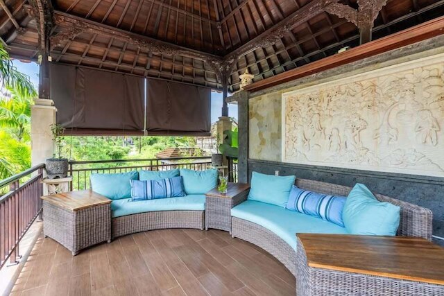 バルコニーズ ヴィラ