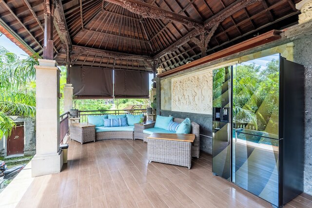 バルコニーズ ヴィラ