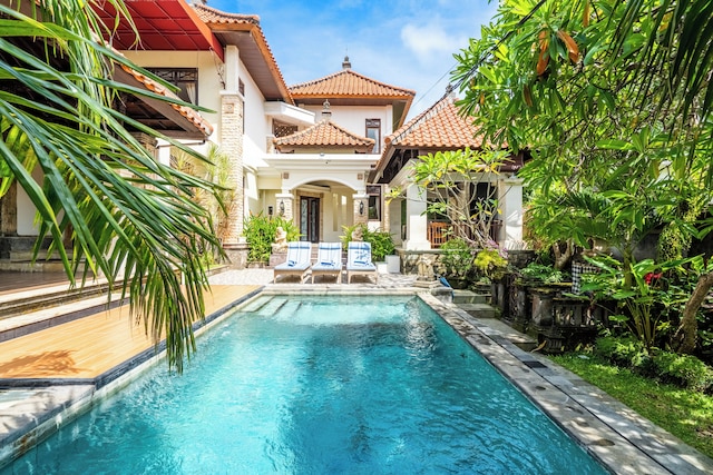 バルコニーズ ヴィラ