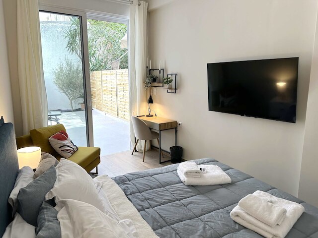 シークレット ガーデン by アクロポリス - アテネ セントラル ジェム