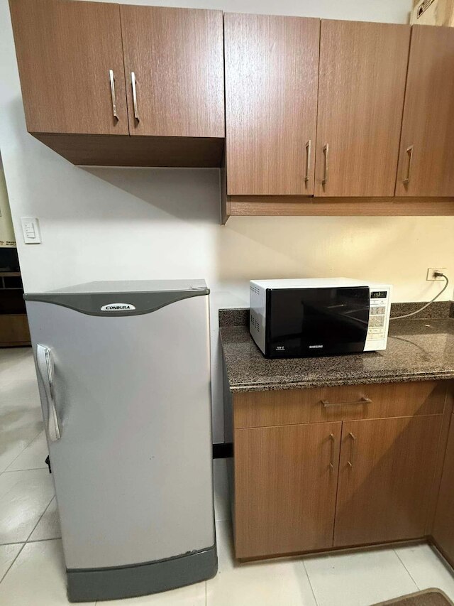 アラバン コンド by Lyre