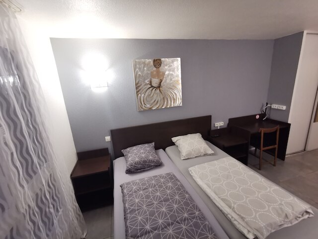 アパート オテル ラ ディフェンス