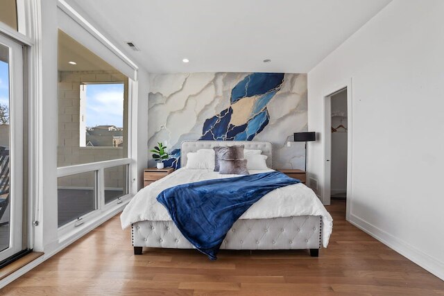 4 ベッドルーム コンド イン ウクライニアン