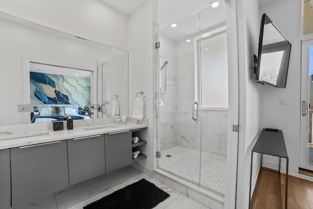 4 ベッドルーム コンド イン ウクライニアン