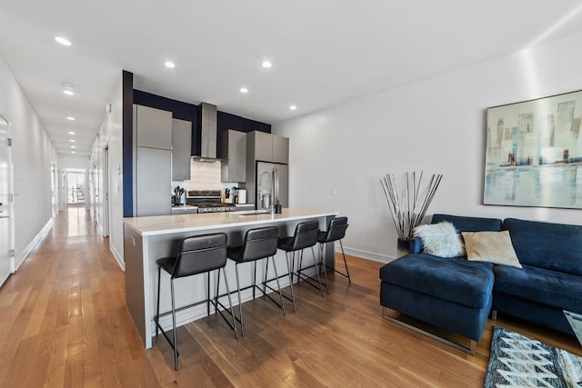 4 ベッドルーム コンド イン ウクライニアン