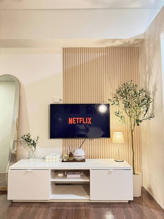 エンタイア ルーム イン マカティ センター ウィズ ファスト WiFi