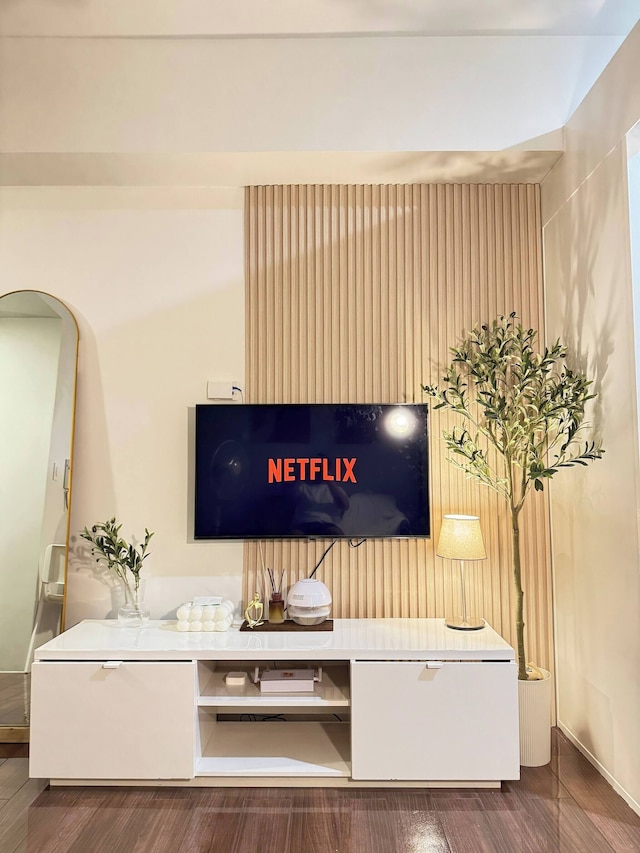 エンタイア ルーム イン マカティ センター ウィズ ファスト WiFi