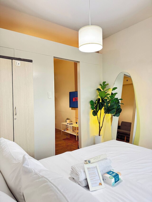 エンタイア プレイス イン セントラル マカティ