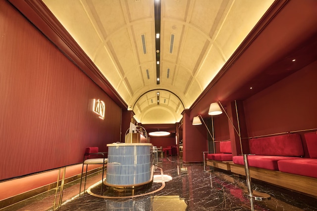 キン ホテル ハイ バ チュン