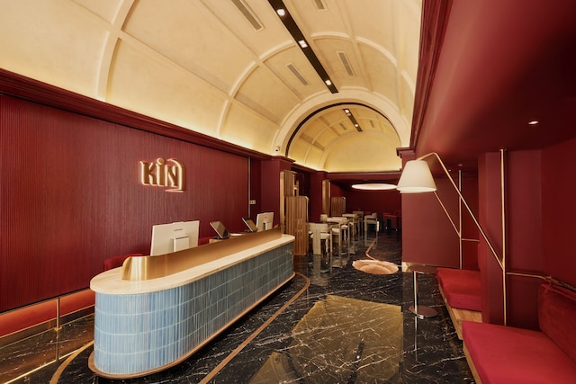 キン ホテル ハイ バ チュン