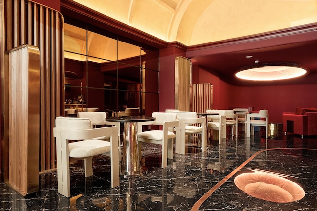 キン ホテル ハイ バ チュン