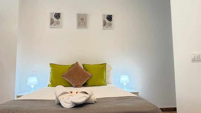 ナファー アパートメンツ I