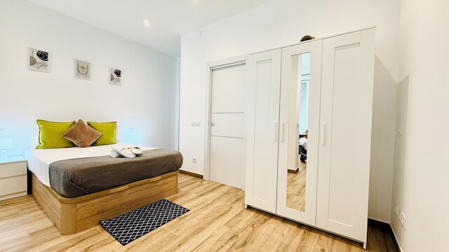 ナファー アパートメンツ I