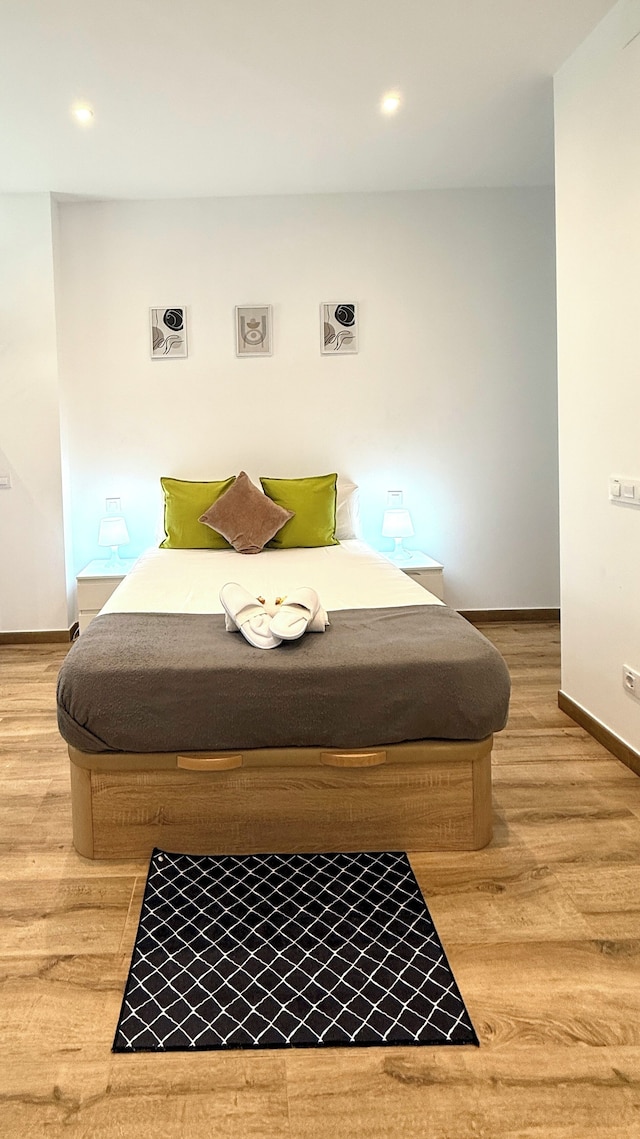 ナファー アパートメンツ I