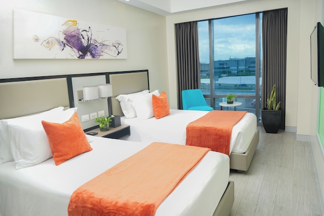 ステイ アクロス NAIA ターミナル 3