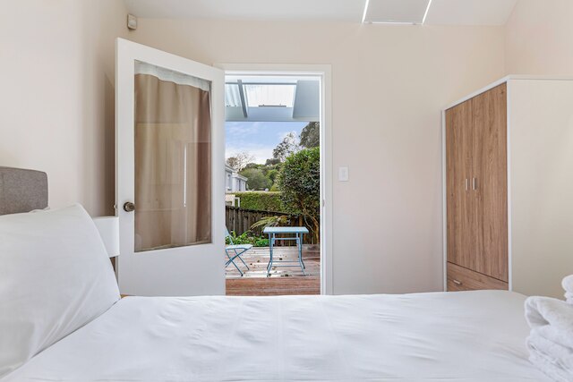 セレーン 2ベッドルーム ホーム ウィズ グリル & ヤード by ゾディアック ステイズ