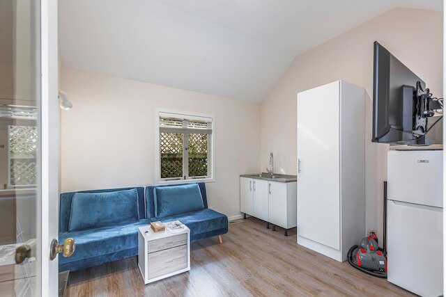 セレーン 2ベッドルーム ホーム ウィズ グリル & ヤード by ゾディアック ステイズ