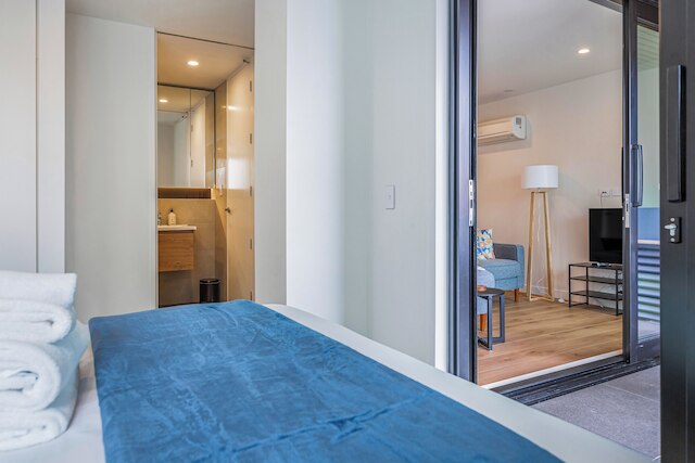 スタイリッシュ アパート+バルコニー+フル アメニティーズ ゾディアック ステイズ