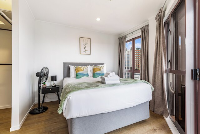 セントラル CBD アパート | バルコニー & スタイル | ゾディアック ステイズ