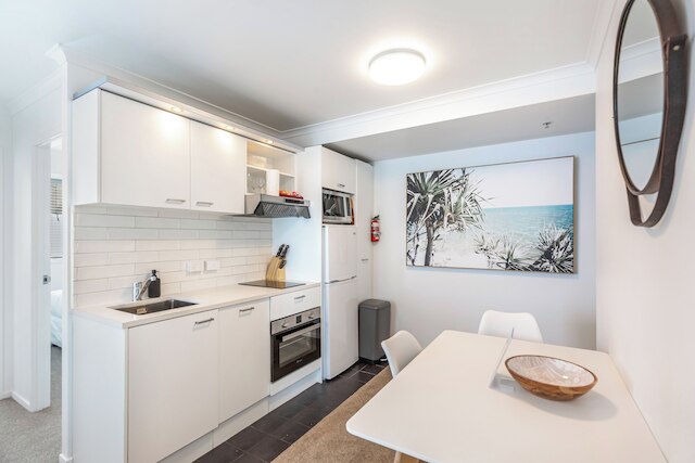 セントラル 3ベッドルーム フル キッチン & アメニティーズ ゾディアック ステイズ