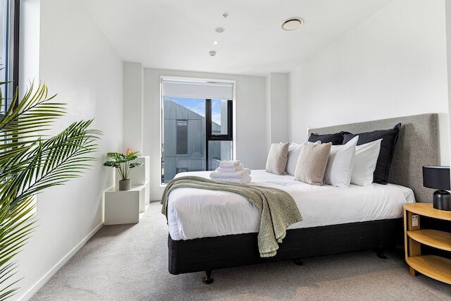 プール, ジム & モダン 2ベッドルーム スカイ タワー ビュー ゾディアック ステイズ