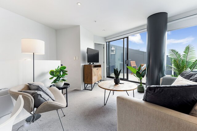 プール, ジム & モダン 2ベッドルーム スカイ タワー ビュー ゾディアック ステイズ