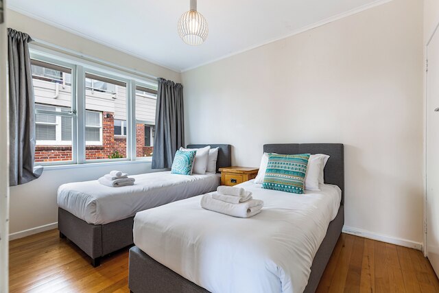 セレーン 2 ベッドルーム ホーム イン メドーバンク by ゾディアック ステイズ