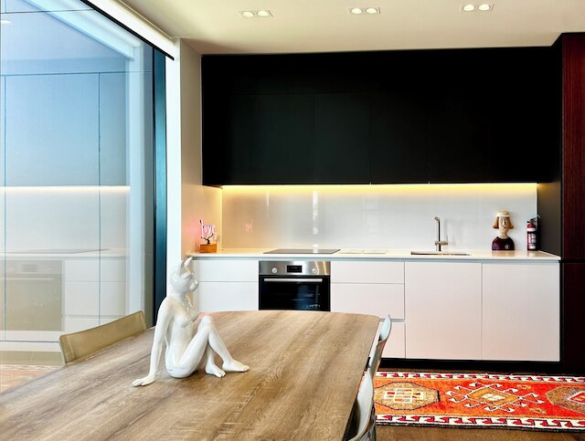 1 ベッドルーム ウィズ バルコニー クローズ トゥ フェリー by ゾディアック ステイズ