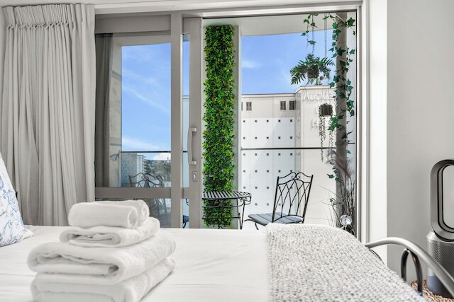 2 ベッドルーム アパートメント ウィズ パーキング イン プライム スポット ゾディアック ステイズ