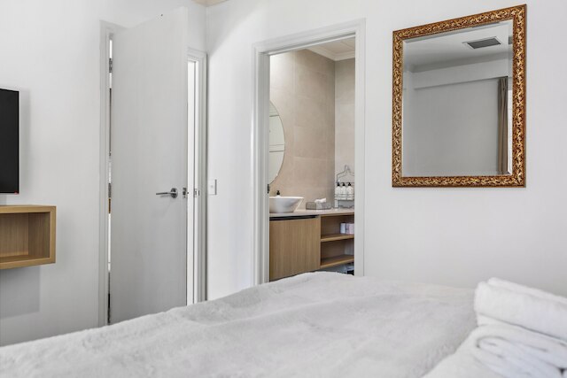 シティ ゲッタウェイ 1 ベッドルーム アパートメント ウィズ プール & ジム I ゾディアック ステイズ