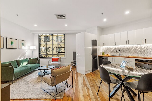 スタニング 1 ベッドルーム アパートメント イン ヘリテージ ホテル by ゾディアック ステイズ