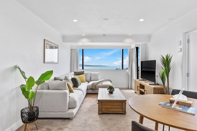 モダン 1 ベッドルーム ウィズ プール / ジム ステップス トゥ ビーチ: ゾディアック ステイズ