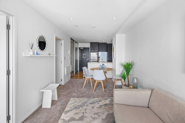 クイーン ストリート ステイ、プール、ジム、タワー ビューズ | ゾディアック ステイズ