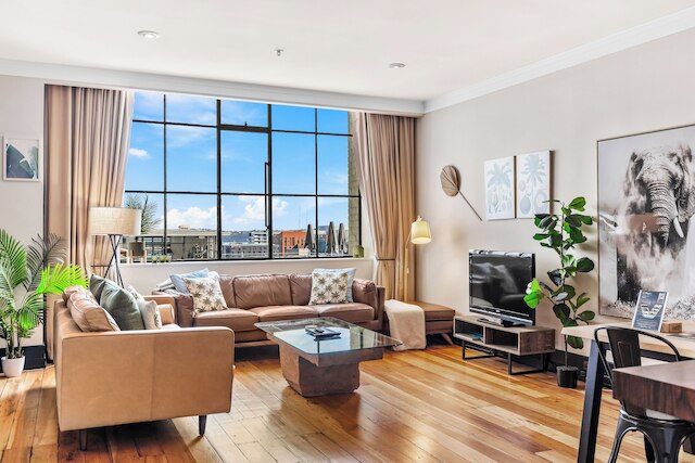 スペーシャス 2 ベッドルーム イン CBD プール ジム パーキング ゾディアック ステイズ