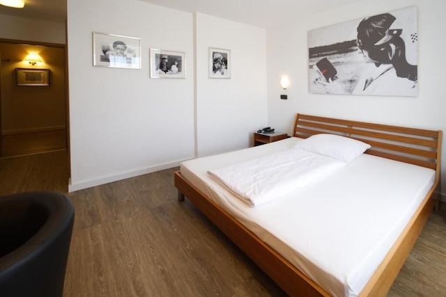 ラインハーツ ガルニ オートモビリア ホテル