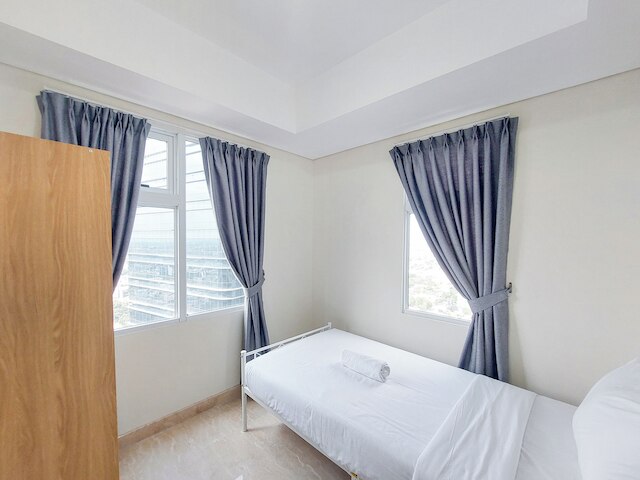 セレーン アンド コンフォート リビング 3BR アット ポドモロ シティ デリ メダン アパートメント