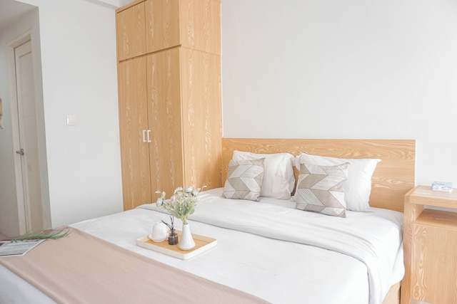 グッド チョイス スタジオ アパートメント タマンサリ マホガニー カラワン