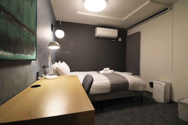 TAKETO STAY PREMIERE 202