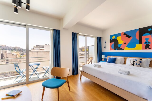 イエロースクエア アテネ