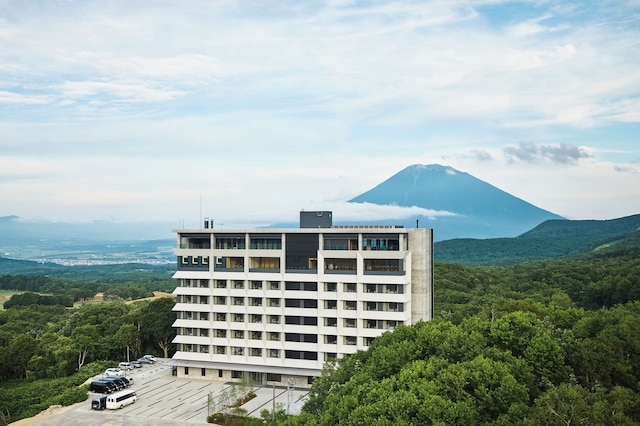 シャレー アイビー ワイス