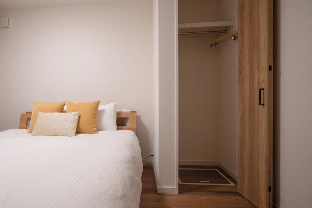 岸里玉出 Maison Le Jaune 玉子